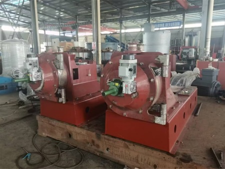 低(dī)濃磨漿機(jī)